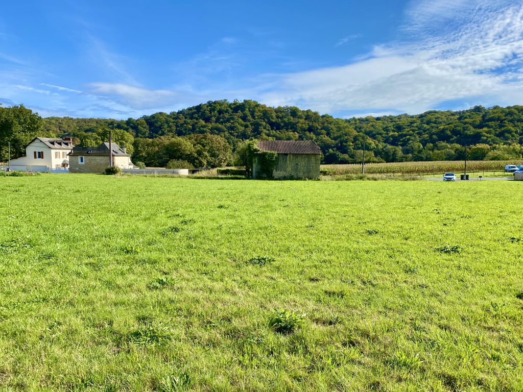 TERRAIN VENDU 64360-MONEIN Béarn