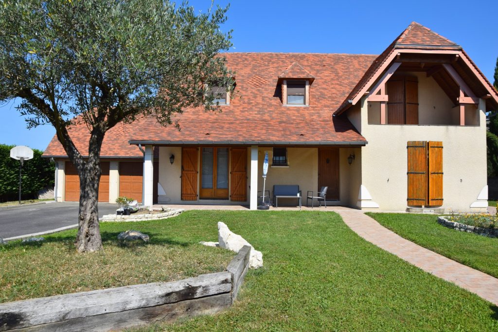 Ugolena vendue maison villa béarn immobilier 64230 aussevielle proche lescar achat vente projet immobilier